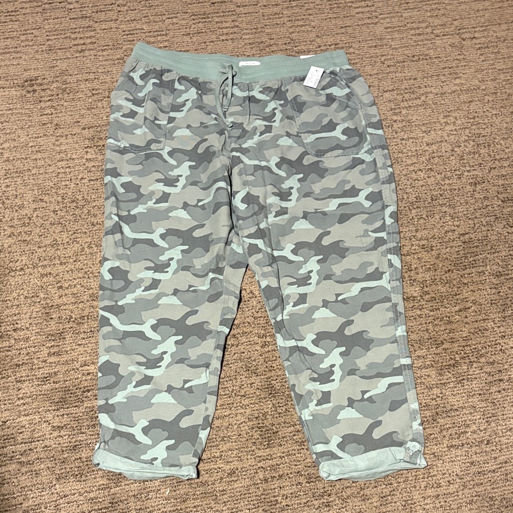 Women’s Maurice’s Camouflage Weekender 16W Pants